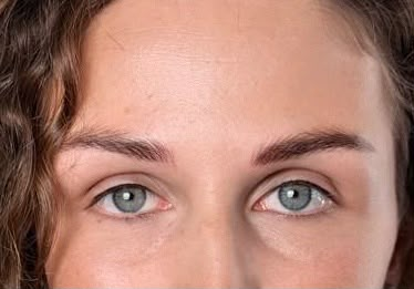 Resultado de micropigmentación de cejas realista pelo a pelo